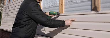 How To Choose The Right Materials for Your Siding Installation in 'Mulberry, FL